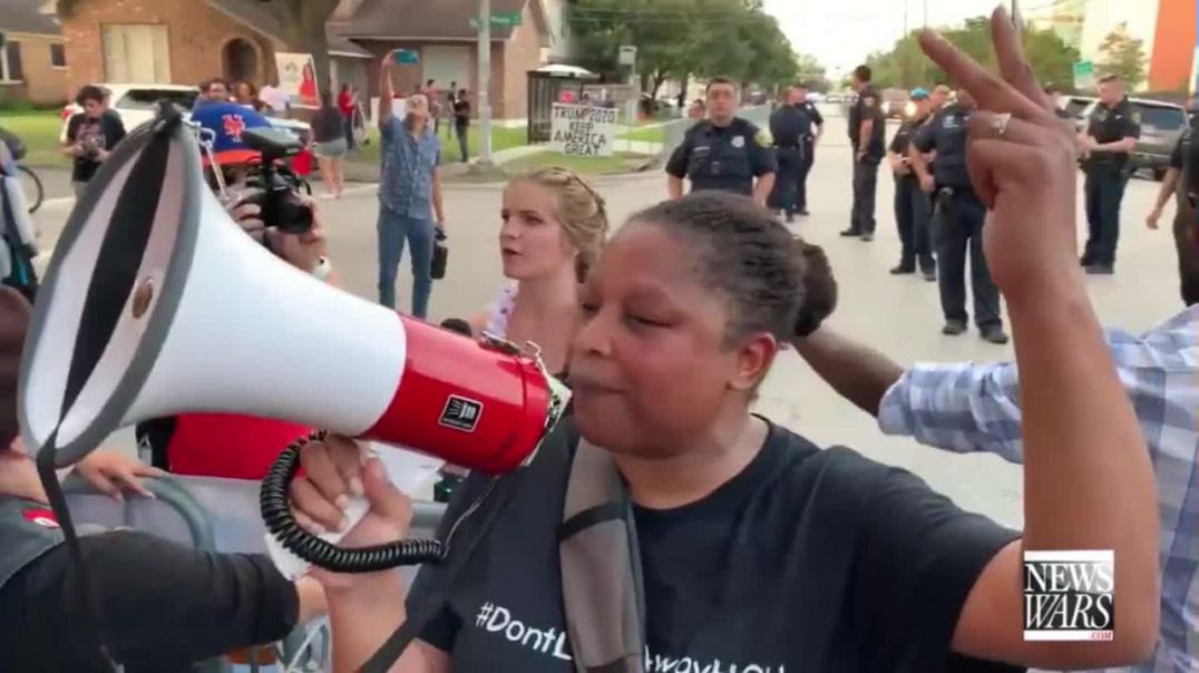 Protesters Chant Anti-White Slogans At Dem Debate