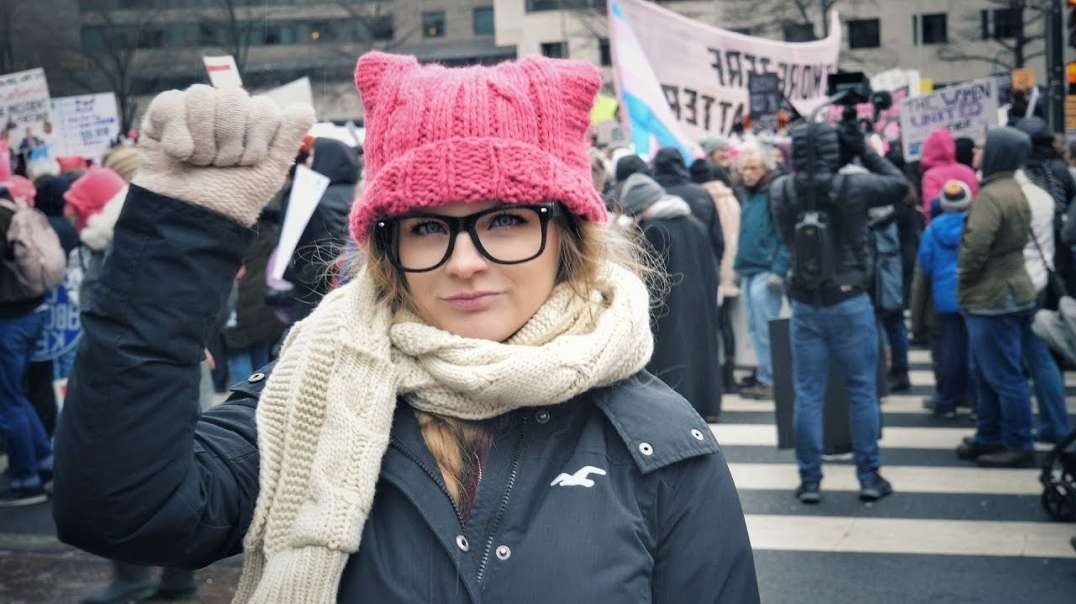 Kaitlin Bennett Goes to the Women's March